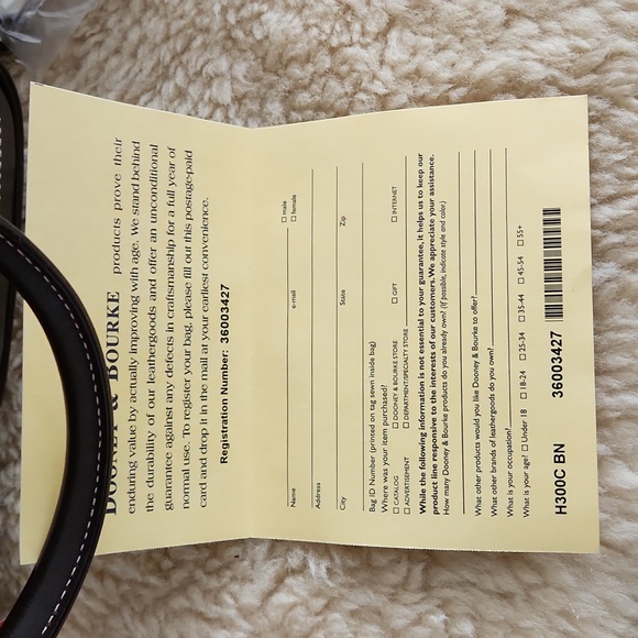 Beautiful NWT Dooney & Bourke Large Double Pocket Signature Tote Set 🤎👜 - Picture 14 of 17